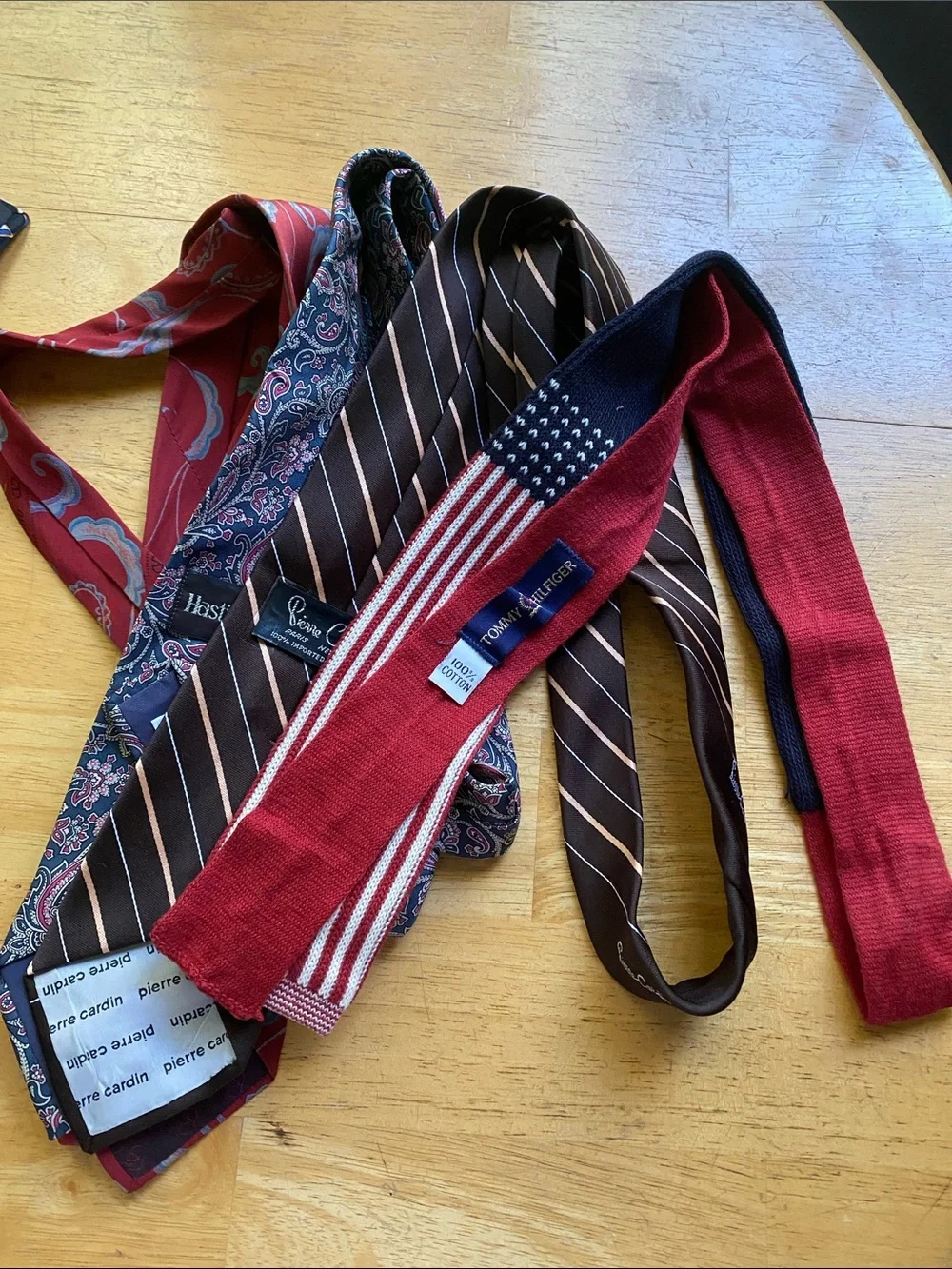 ! 4 ties different brands in good condition